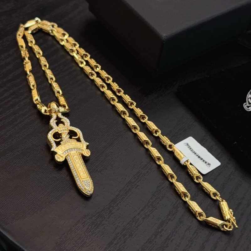 Ch*0me He**ts necklaces